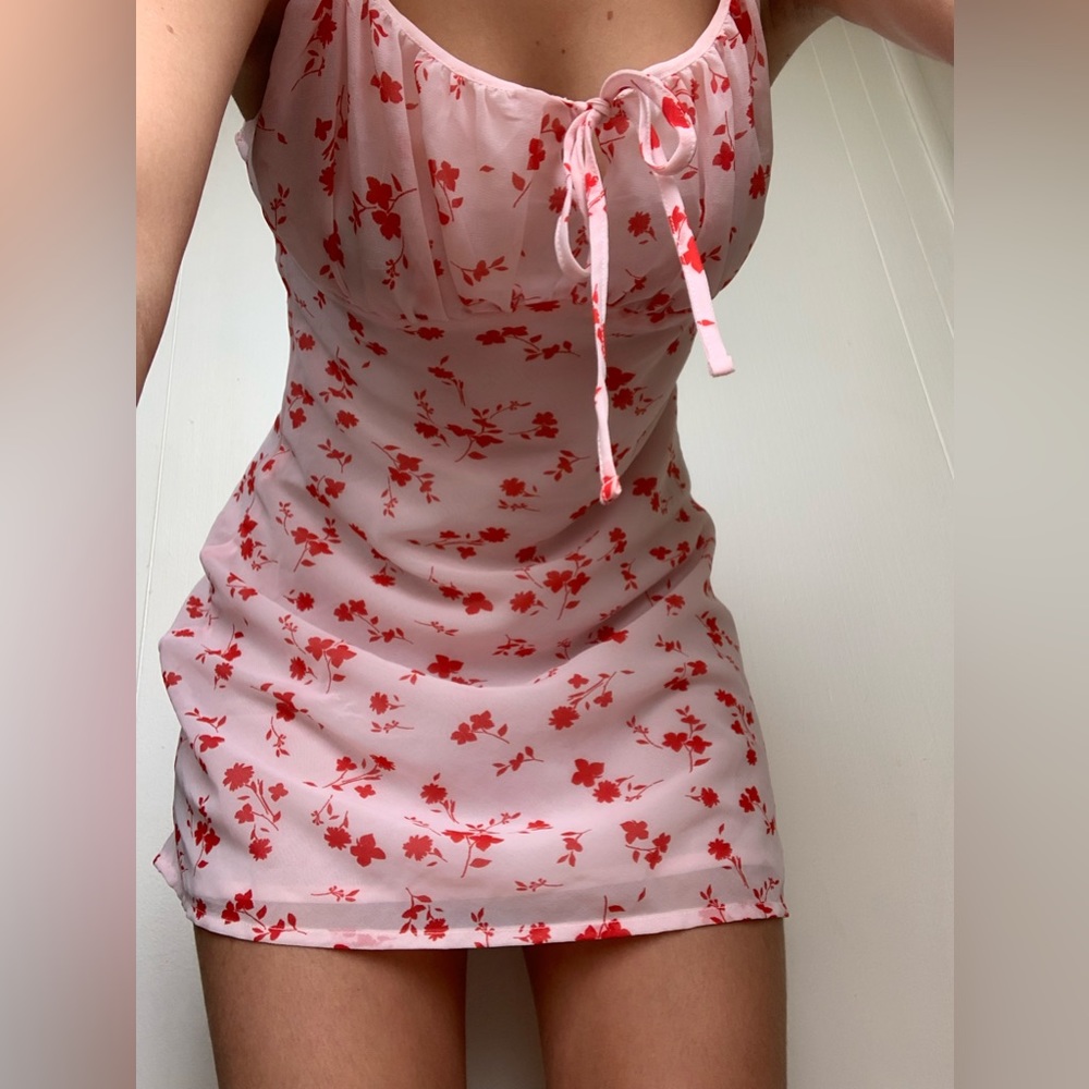 BOUTIQUE DRESS PINK WITH RED FLOWERS